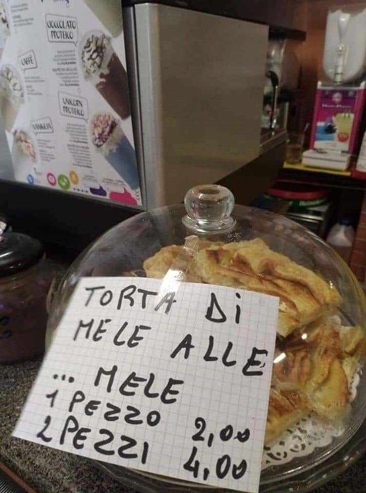 Torta di mele alle... mele - 1 pezzo 2,00, 2 pezzi 4,00