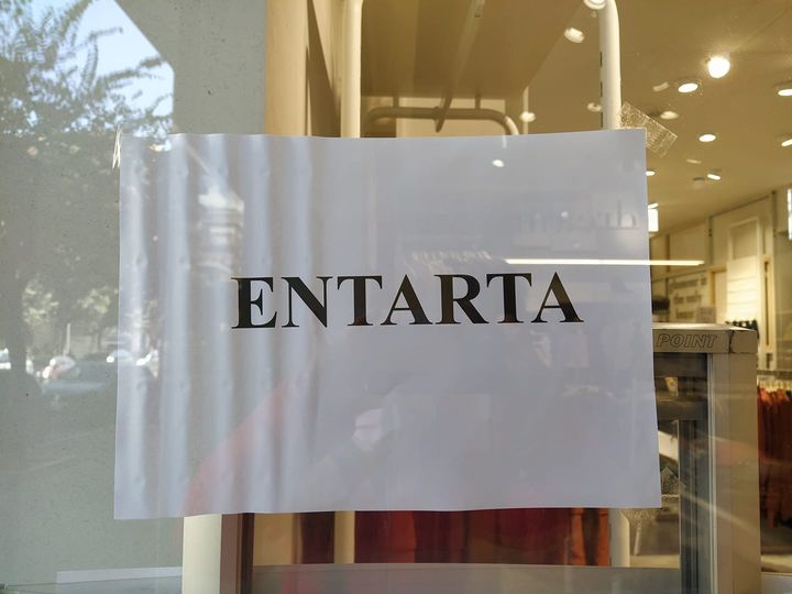 L'entrata è da questa parte