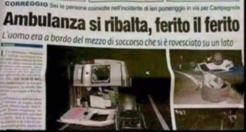 Ambulanza si ribalta, ferito il ferito