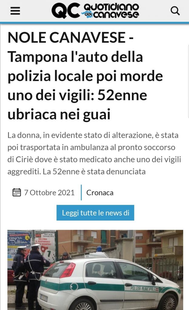 Tampona l'auto della polizia locale poi morde uno dei vigili