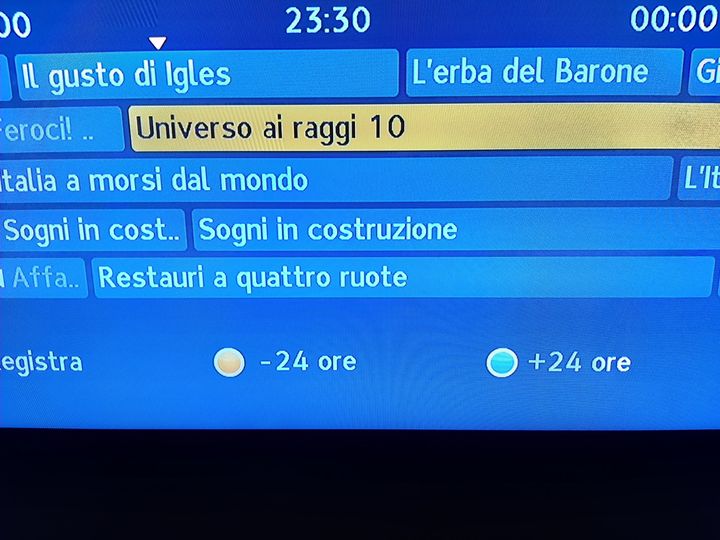 Stasera in TV: Universo ai raggi 10