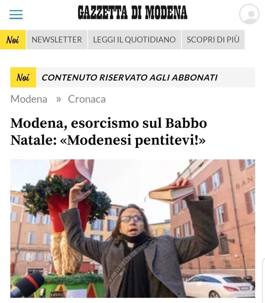 Modena, esorcismo sul Babbo Natale: «Modenesi pentitevi!»