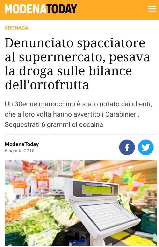 Denunciato spacciatore al supermercato, pesava la droga sulle bilance dell'ortofrutta